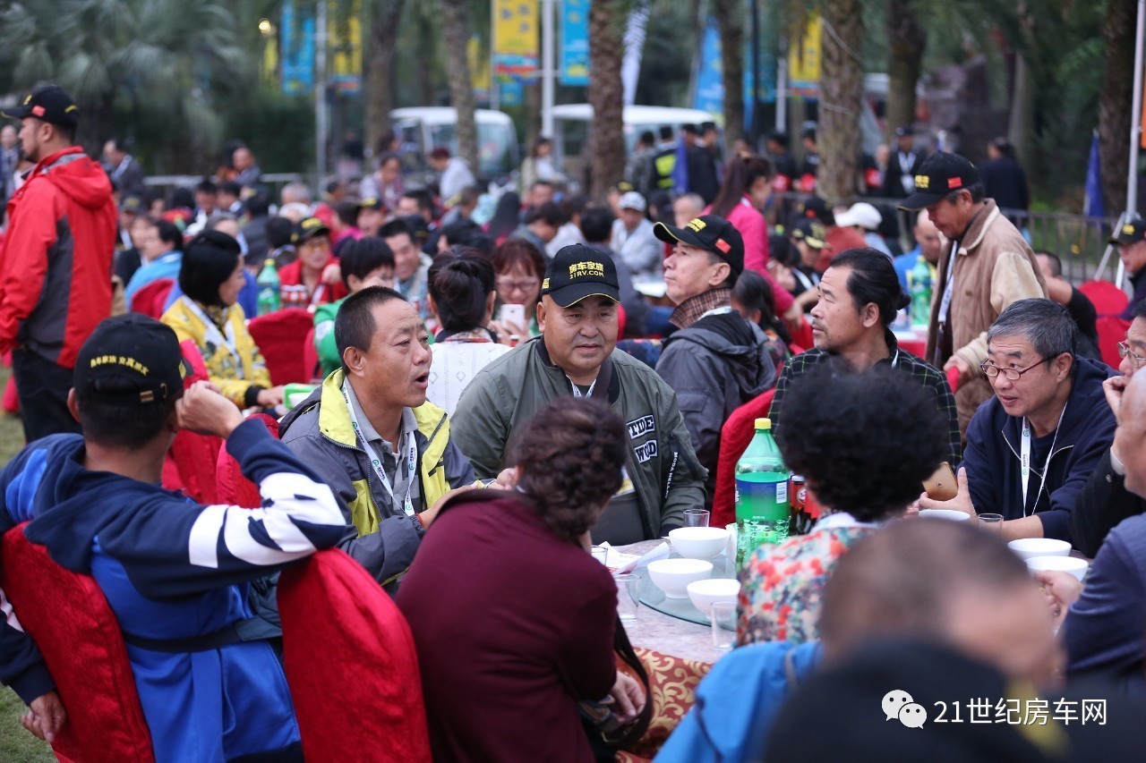 以往鑒來(lái) 再下一城 2017成都國(guó)際房車(chē)露營(yíng)戶外旅游展覽會(huì)成功閉幕